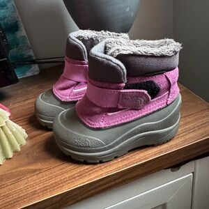 The North Face Toddler Boots in Purple and Gray